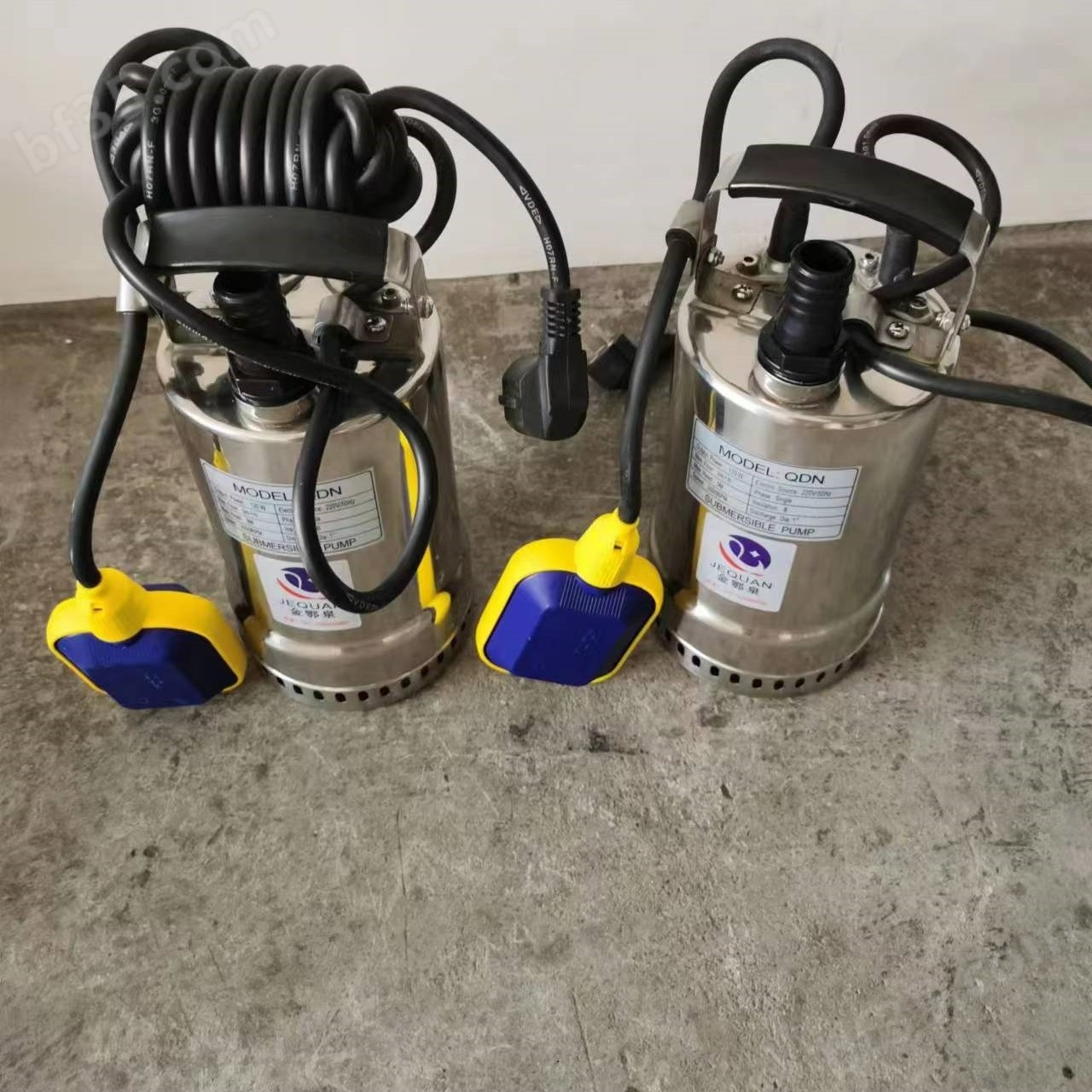 QDN3-5-0.12水泵.jpg